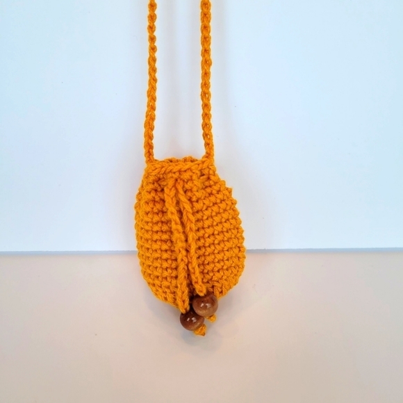 POUCHES, Crochet Pouch - Picture 4 of 6